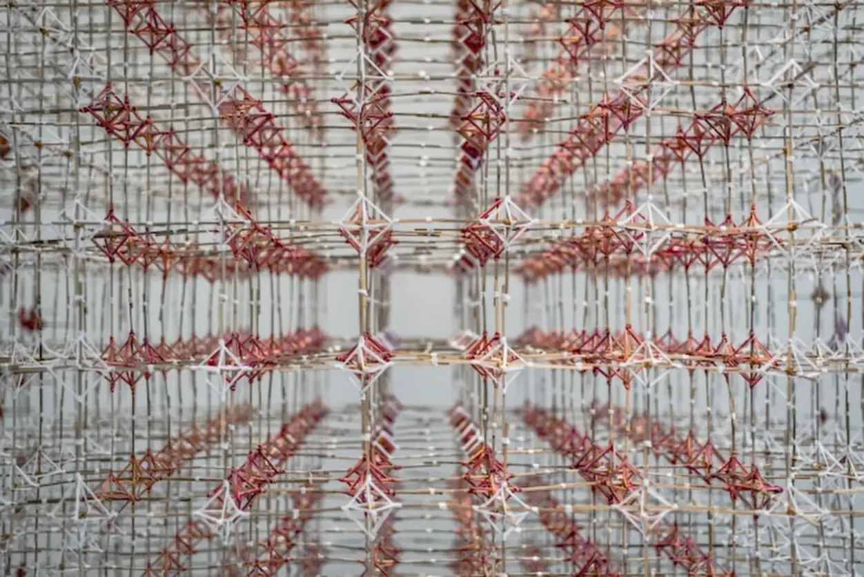 Wood and thread grid pattern