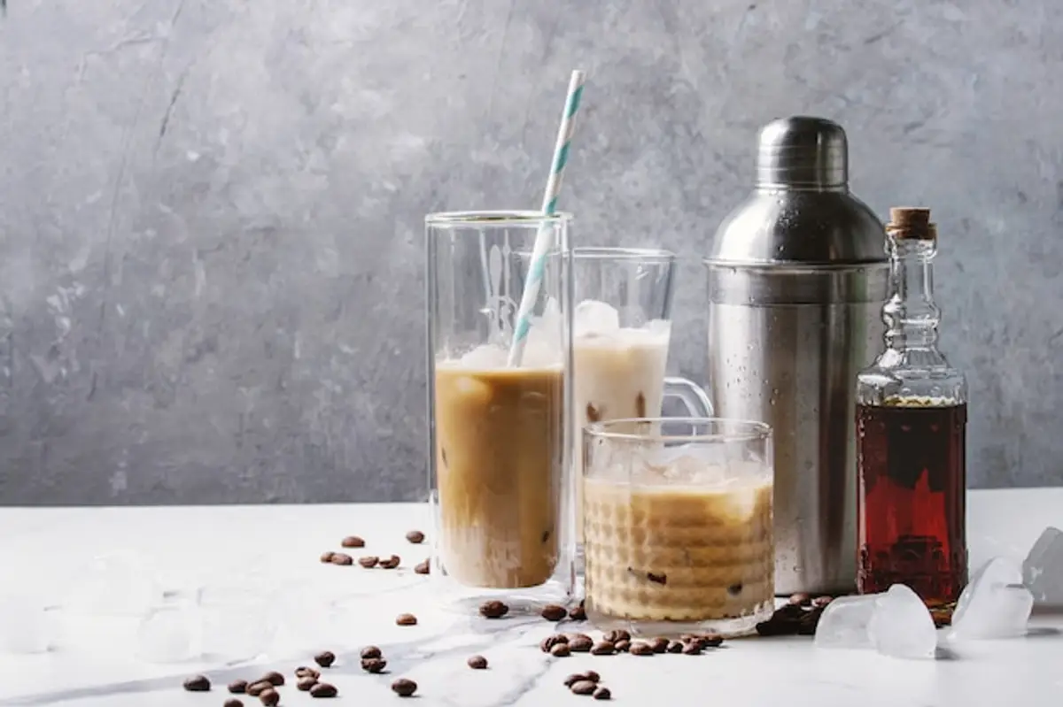 café glacé shaker glaçons