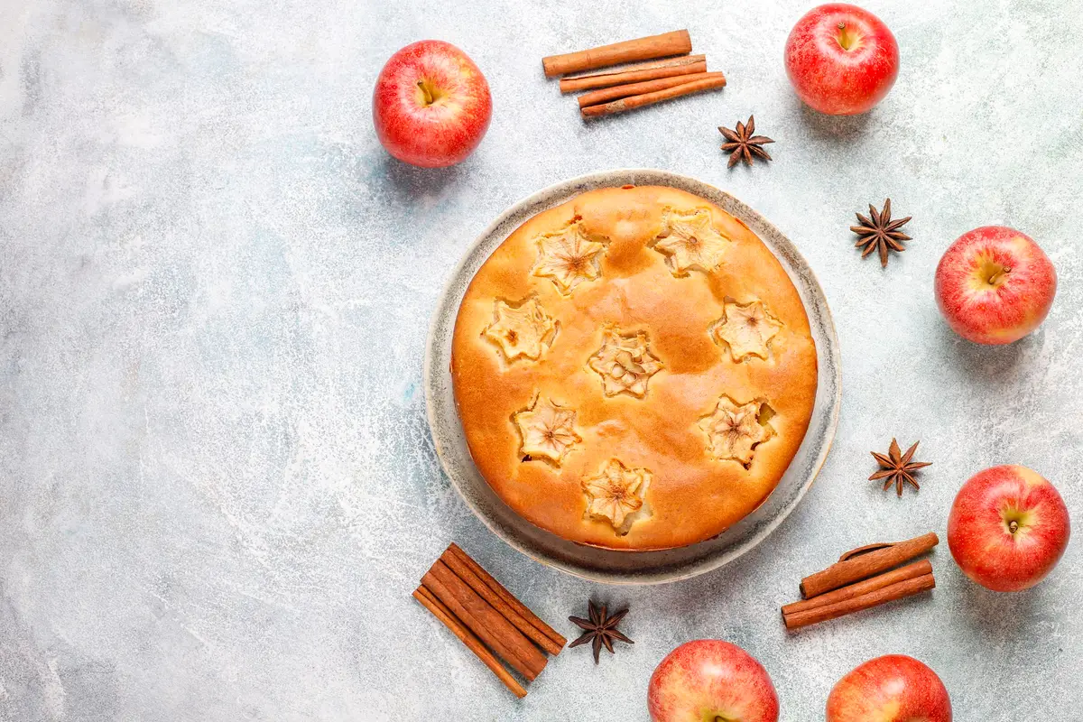 apple cake cinnamon