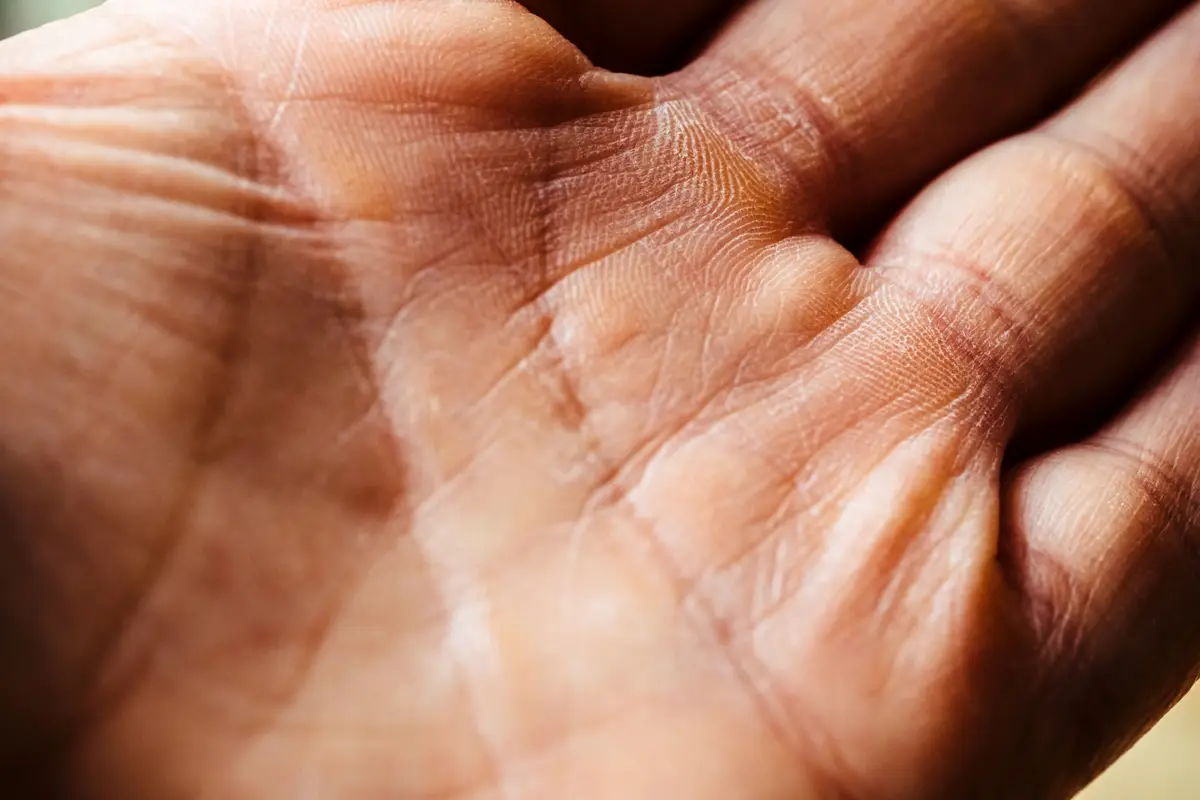 hands trembling closeup